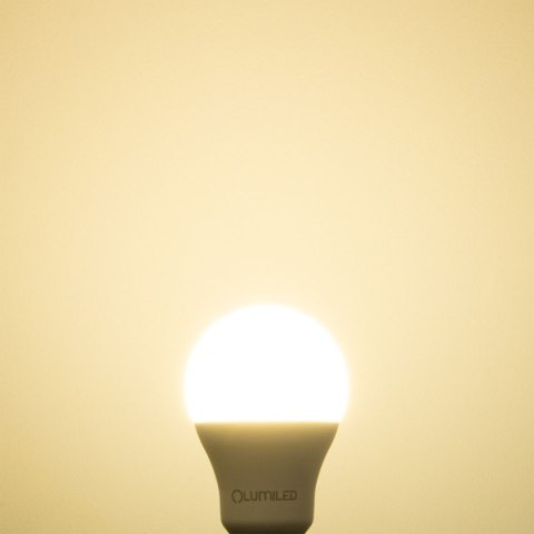 Żarówka LED E27 A60 5W = 40W 470lm 6500K Zimna 260° LUMILED Żarówka LED E27 A60 5W = 40W 470lm 6500K Zimna 260° LUMILED